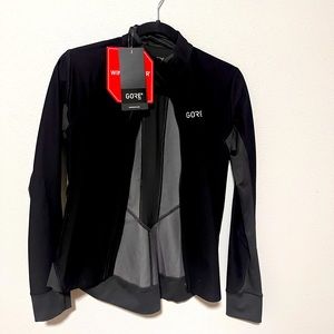 Gore women’s winds topper jacket size small